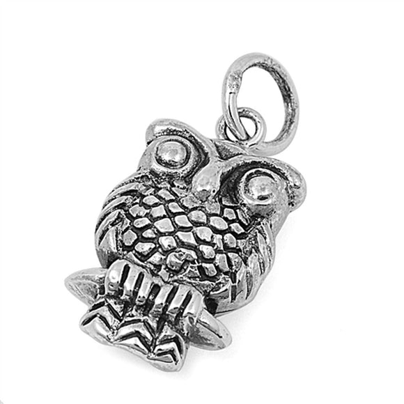 Detailed Scalloped Owl Pendant .925 Sterling Silver Feather Animal Nature Charm
